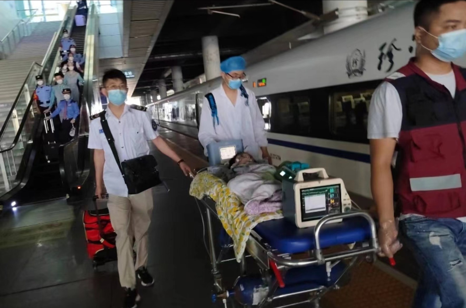 宜都市高铁转运公司