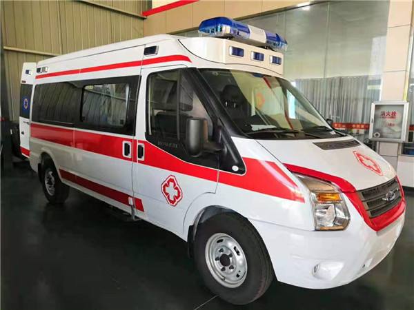 宜都市福特V362救护车